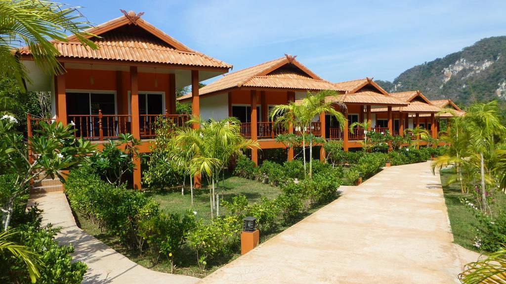 Khao Sok Jasmine Garden Resort - Sha Certified Khao Sok National Park Extérieur photo